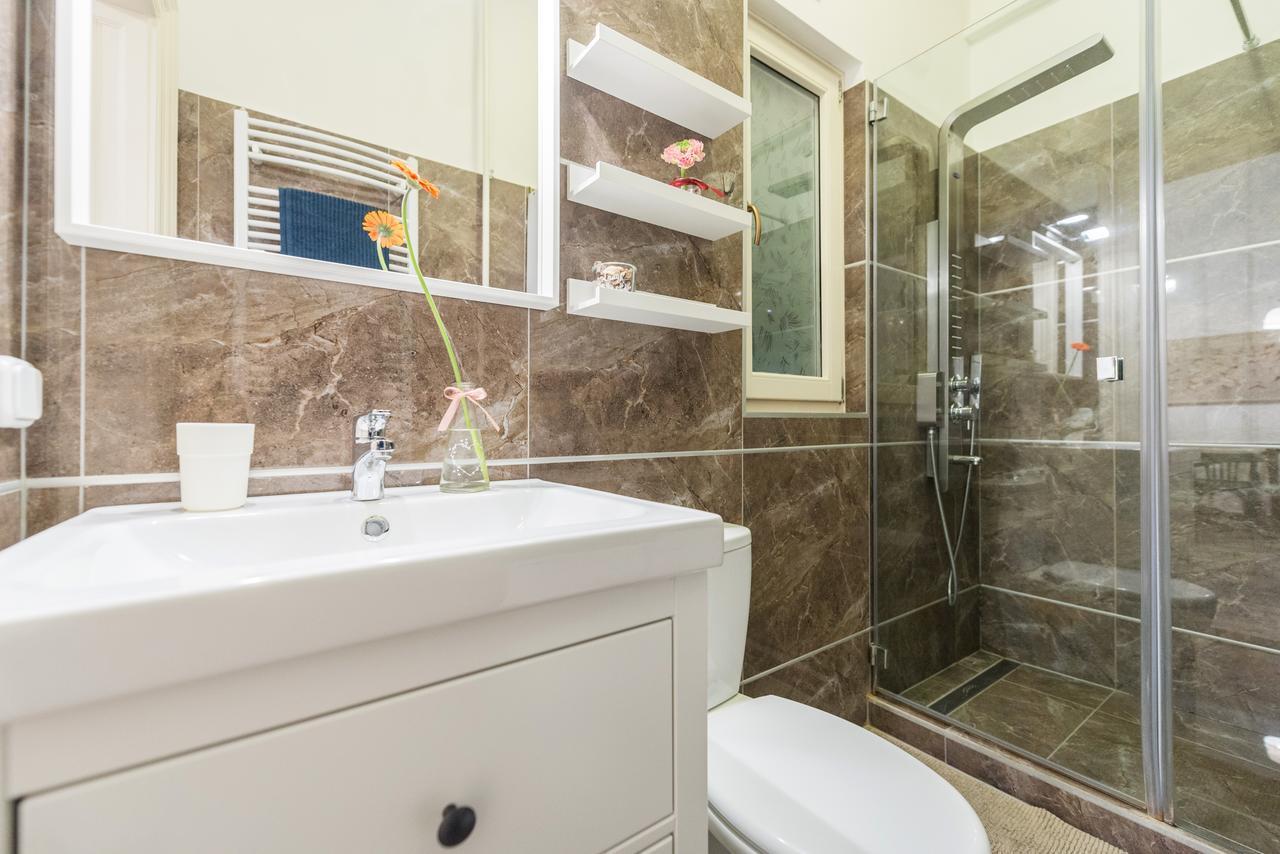 Family And Friends Apartment Будапеща Екстериор снимка